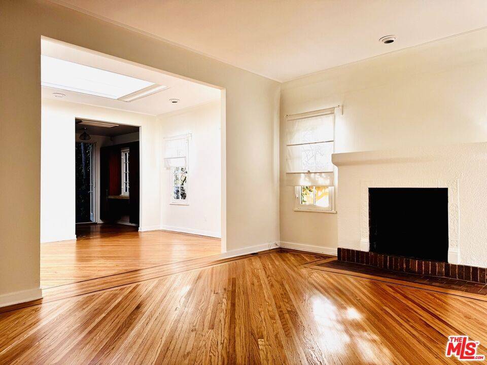 West Hollywood, CA 90048,8924 Ashcroft AVE