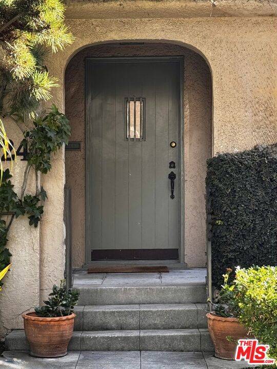 West Hollywood, CA 90048,8924 Ashcroft AVE