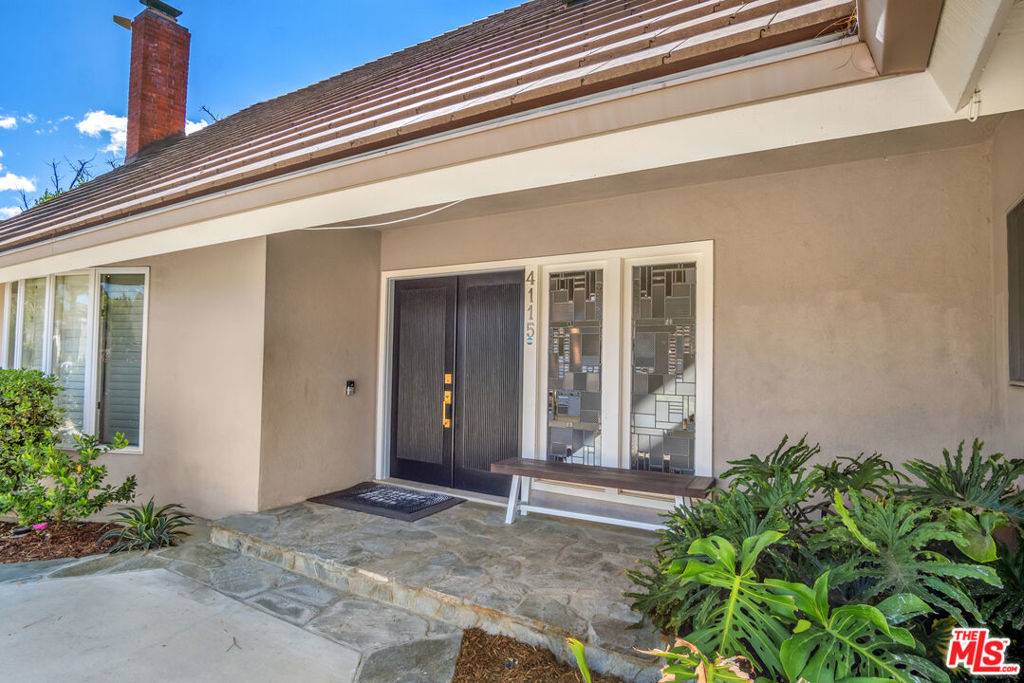 Tarzana, CA 91356,4115 Coldstream TER