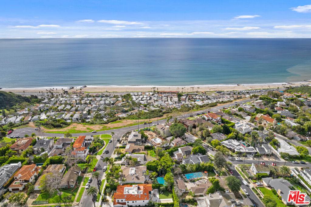 Pacific Palisades, CA 90272,15907 Asilomar BLVD