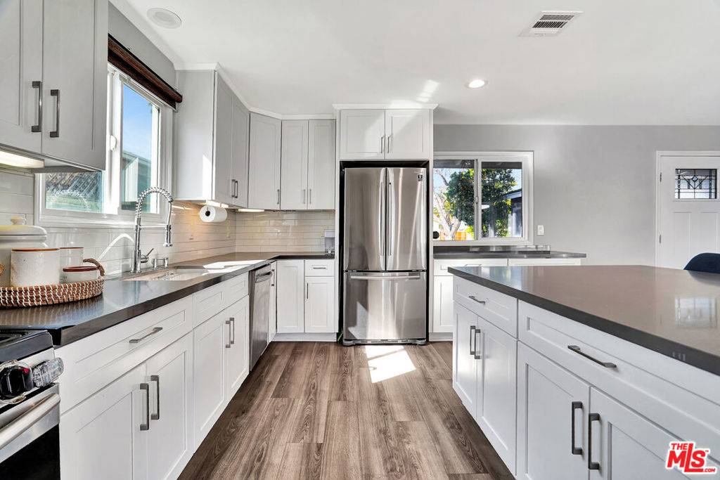 West Hills, CA 91304,8008 Mclaren AVE