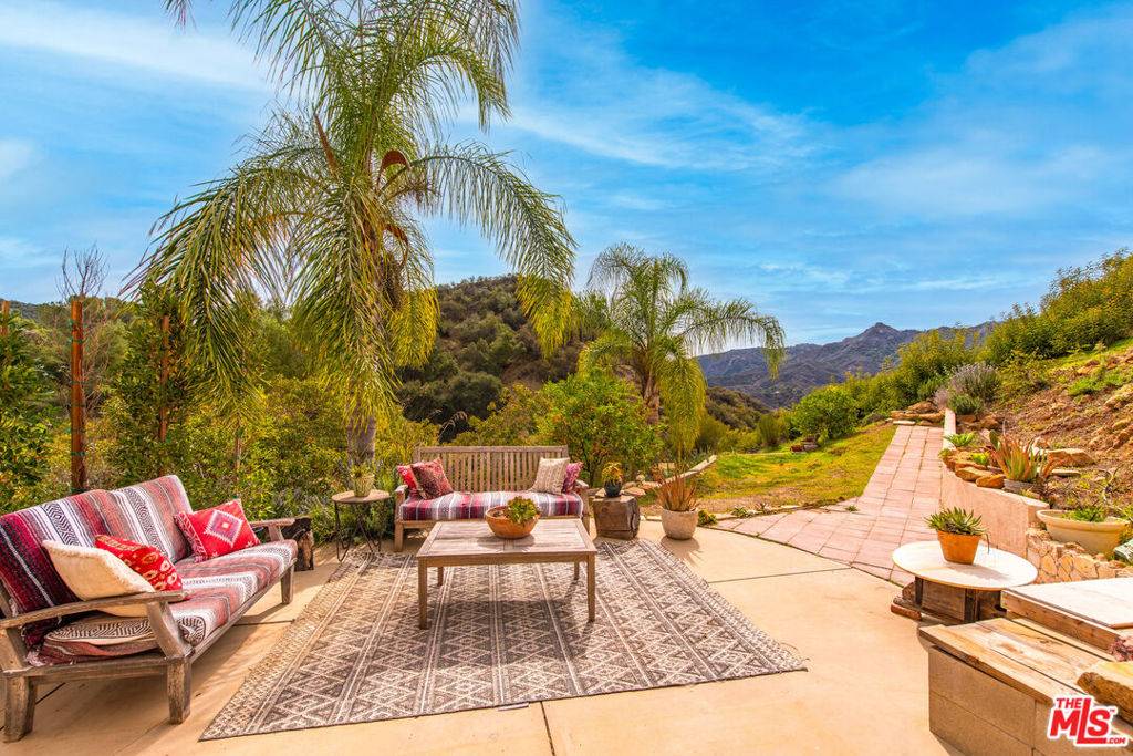 Topanga, CA 90290,2529 Topanga Skyline DR
