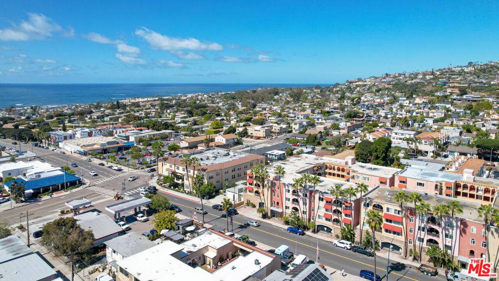 San Diego, CA 92109,840 Turquoise ST #104
