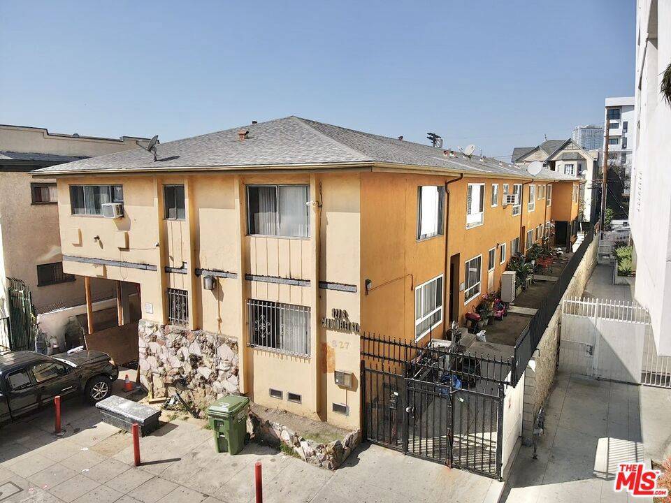 Los Angeles, CA 90057,827 S Carondelet ST