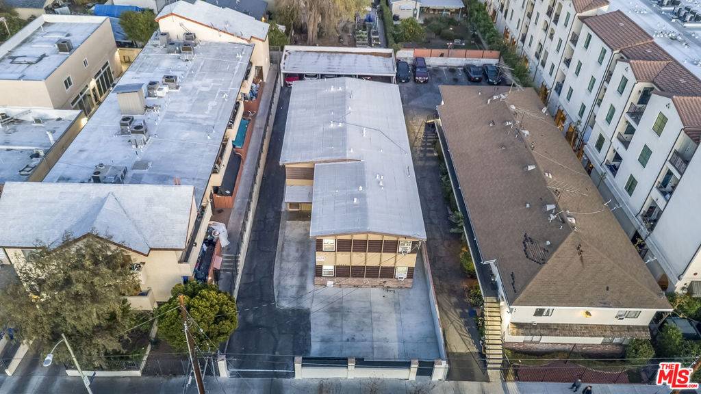 Reseda, CA 91335,7260 Canby AVE #6