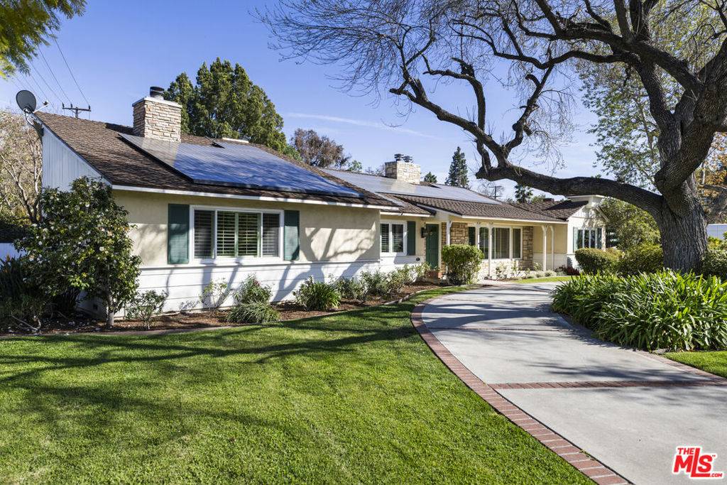 Van Nuys, CA 91406,6474 Langdon AVE