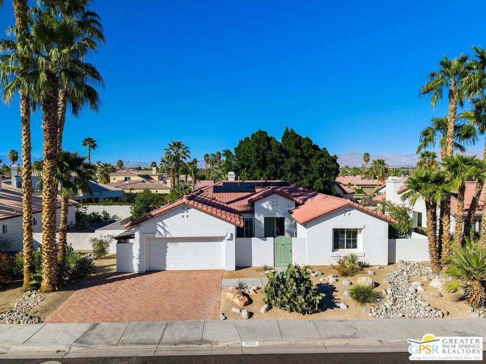 Palm Desert, CA 92260,74582 Moss Rose DR