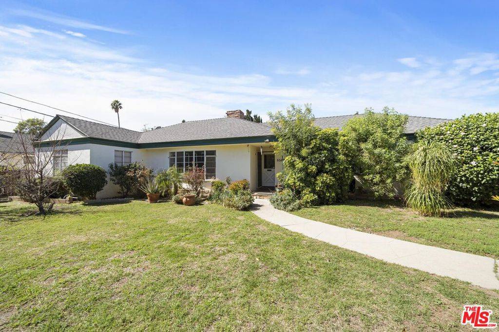 Panorama City, CA 91402,8345 Kester AVE