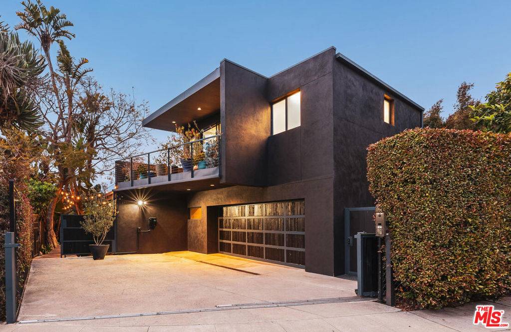 Santa Monica, CA 90402,295 Mabery RD