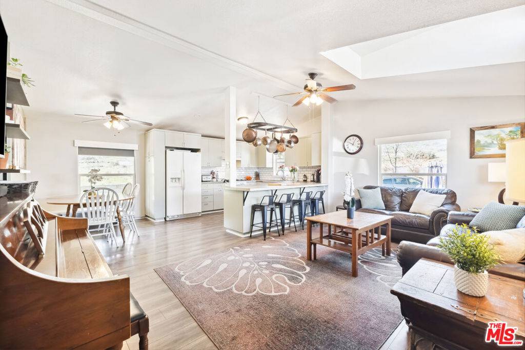 Castaic, CA 91384,30000 Hasley Canyon RD #94