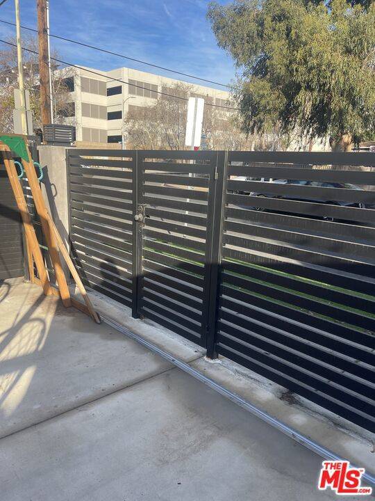 Panorama City, CA 91402,13552 Cantara ST
