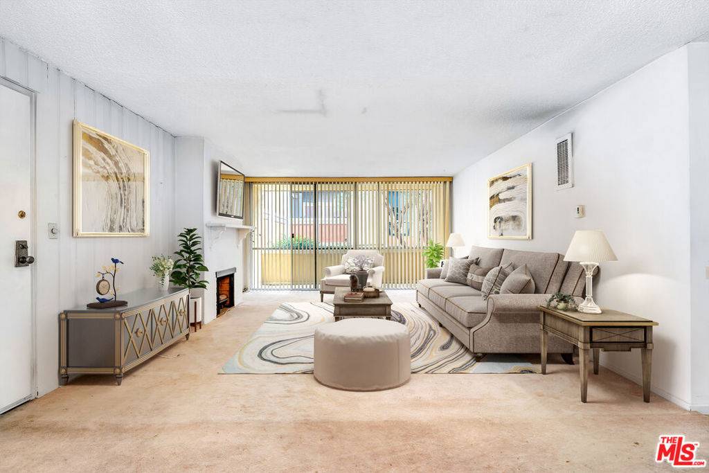 Culver City, CA 90230,6435 Green Valley CIR #208