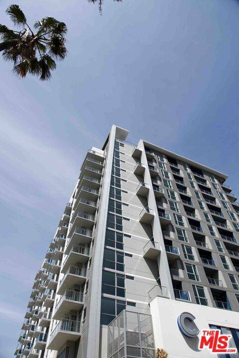 Long Beach, CA 90802,707 E Ocean BLVD #1117
