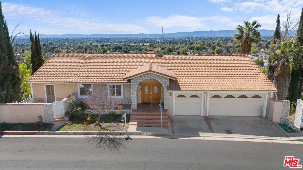 Granada Hills, CA 91344,17152 Barneston ST