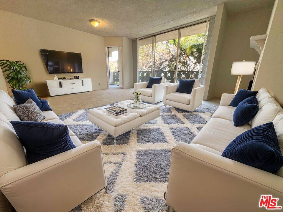 Santa Monica, CA 90403,203 Montana AVE #101