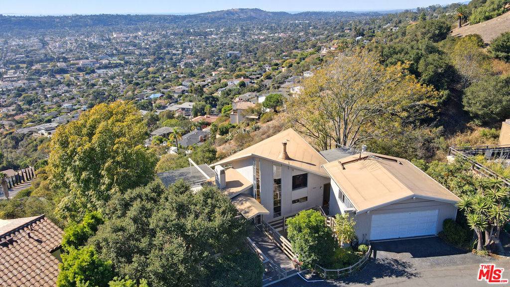 Santa Barbara, CA 93103,395 Loma Media RD