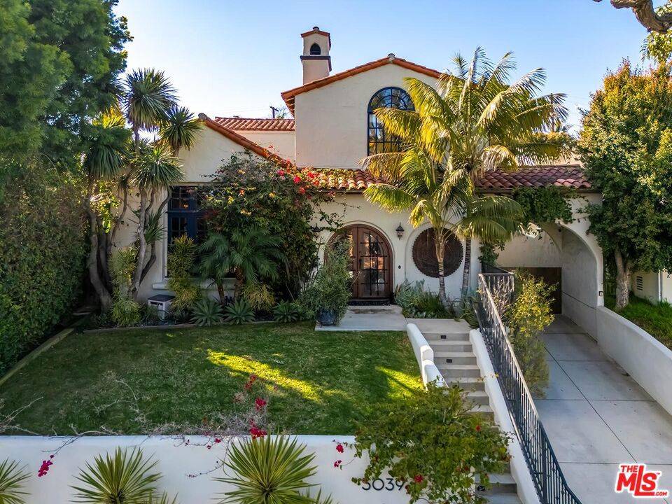 Los Angeles, CA 90034,3039 Castle Heights AVE