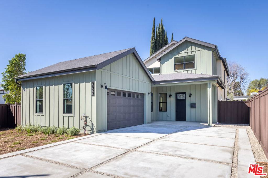 Lake Balboa, CA 91406,7327 Whitaker AVE