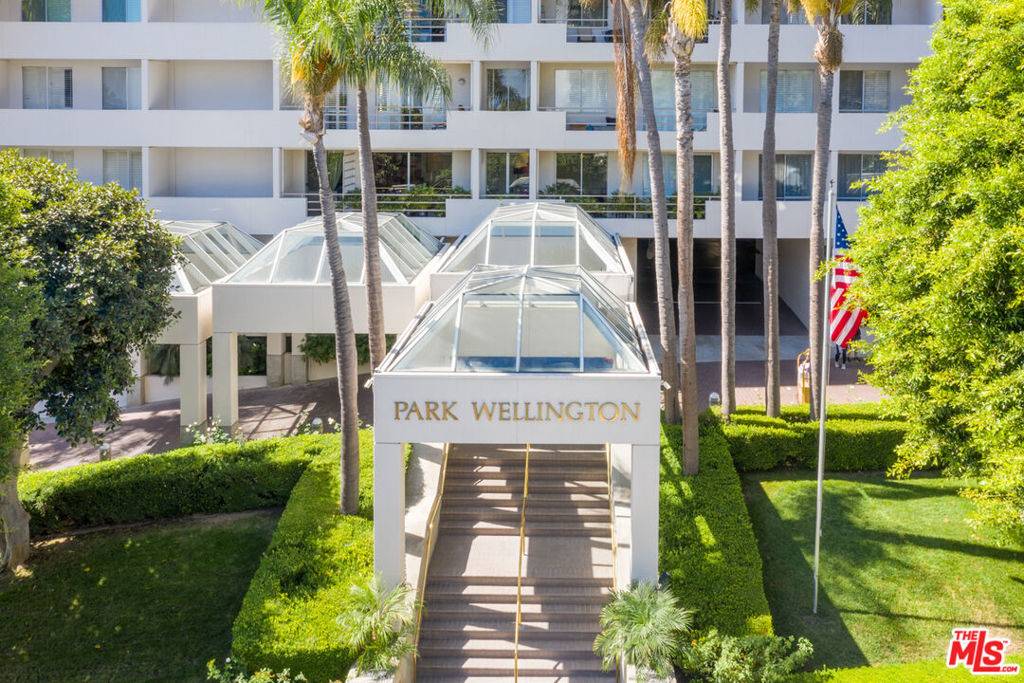 West Hollywood, CA 90069,1131 Alta Loma RD #602