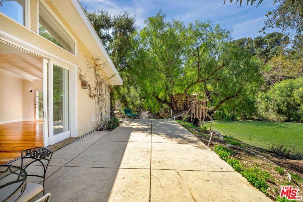 Topanga, CA 90290,2457 Liberty LN