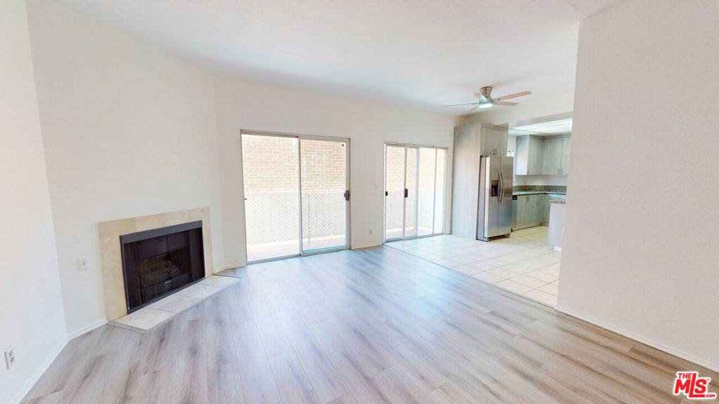 Encino, CA 91316,5135 Zelzah AVE #203