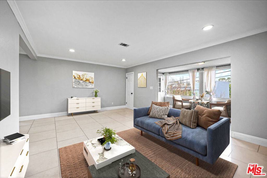Studio City, CA 91604,11419 Sunshine TER