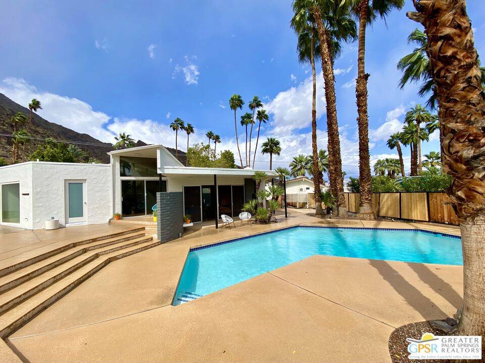 Palm Springs, CA 92264,345 W Crestview DR