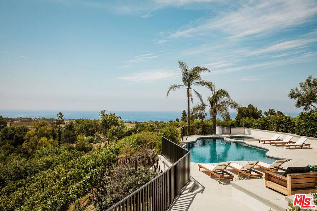Malibu, CA 90265,29800 Cuthbert RD