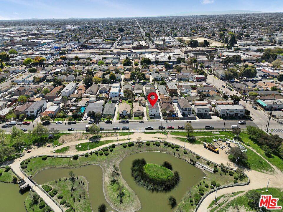 Los Angeles, CA 90011,322 E 55th ST
