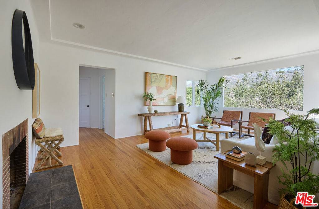 Tujunga, CA 91042,6948 Saint Estaban ST