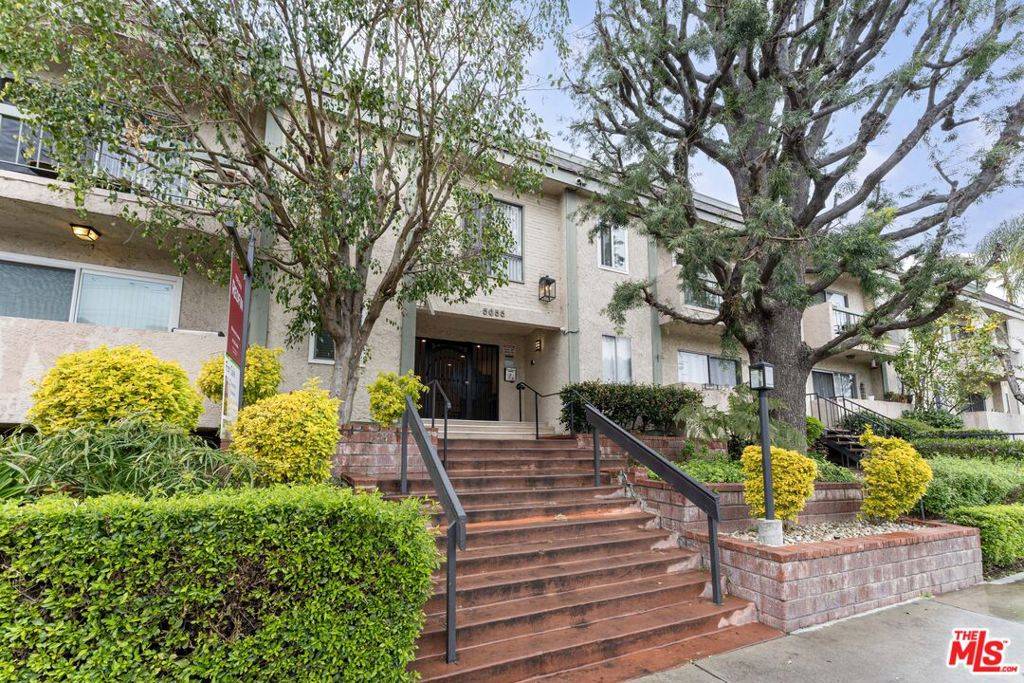 Sherman Oaks, CA 91423,5055 Coldwater Canyon AVE #209