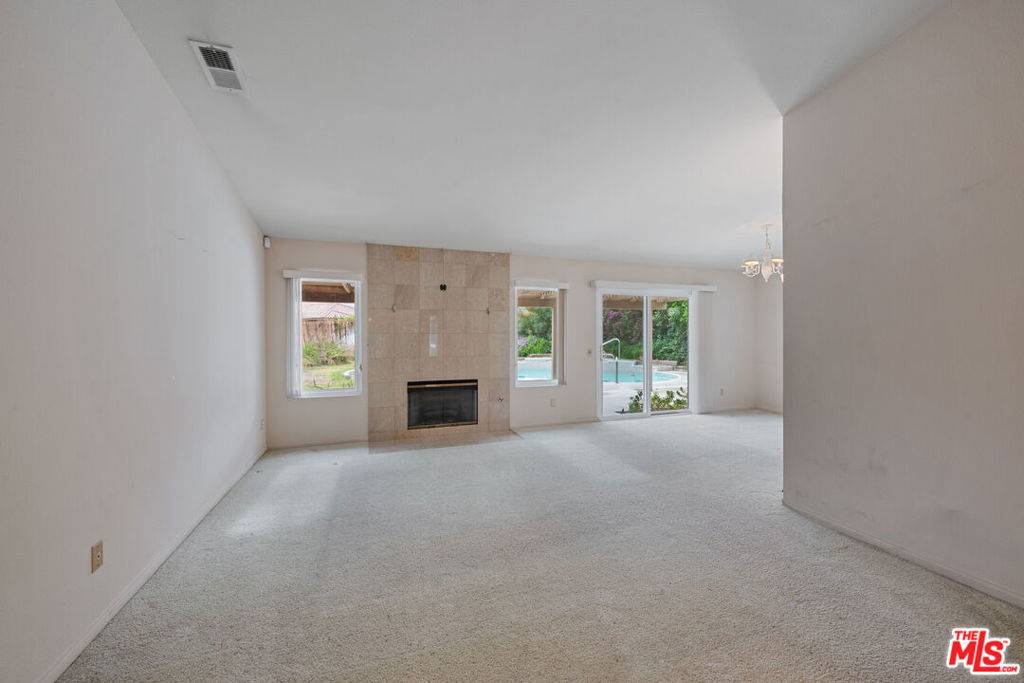 La Quinta, CA 92253,44340 Buttercup LN
