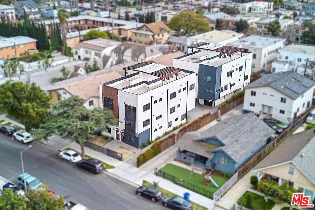 Los Angeles, CA 90037,550 W 47th ST