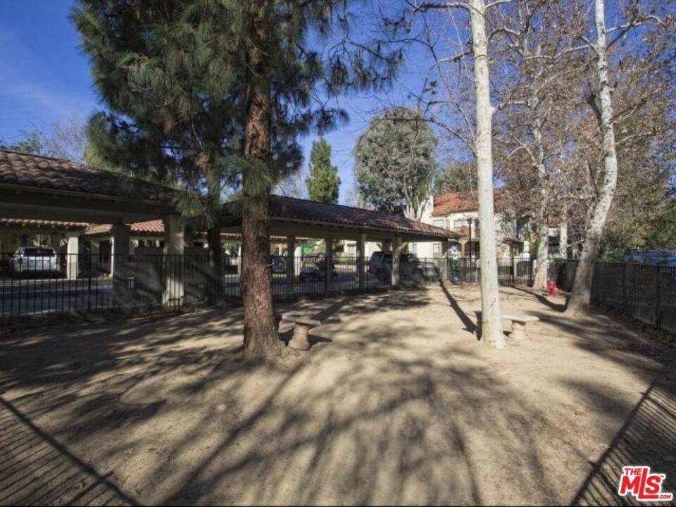 Westlake Village, CA 91362,973 WESTCREEK LN #221
