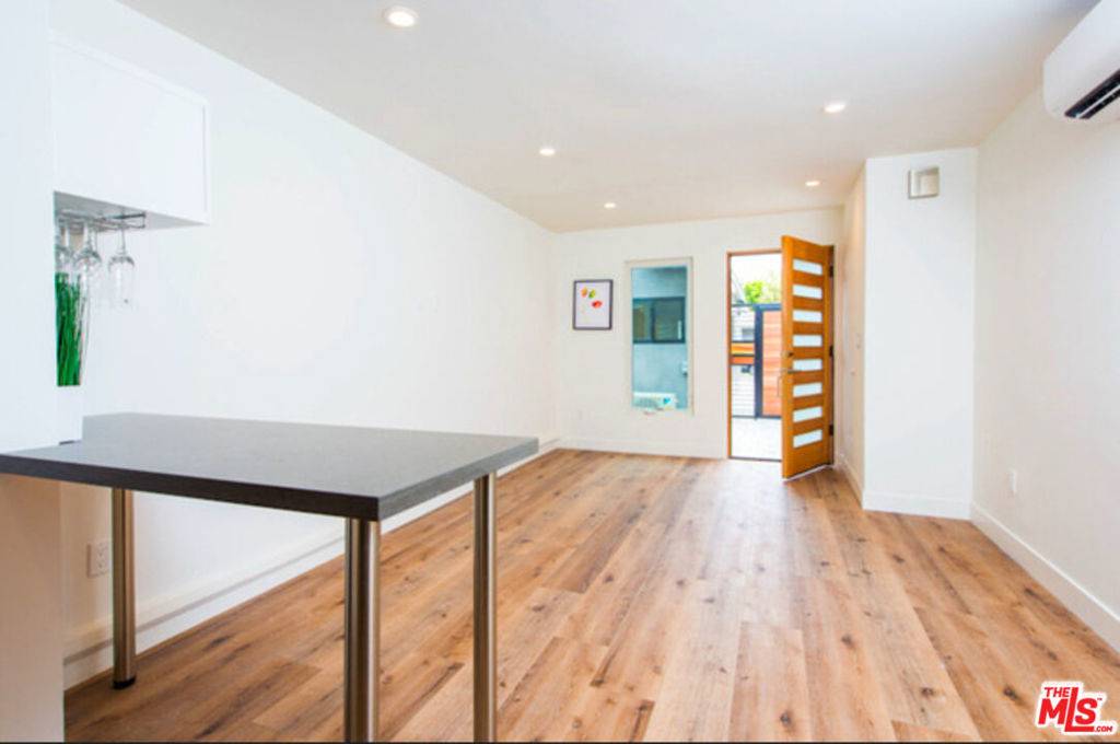 Venice, CA 90291,2341 Beach AVE #2341 1/2