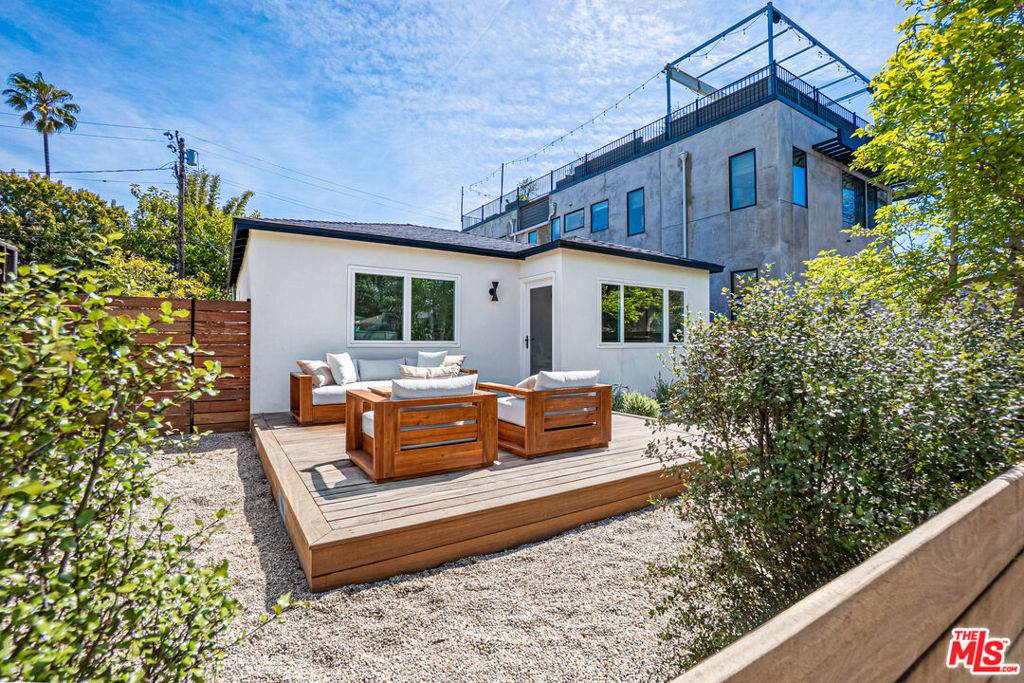 Venice, CA 90291,2416 Wilson AVE
