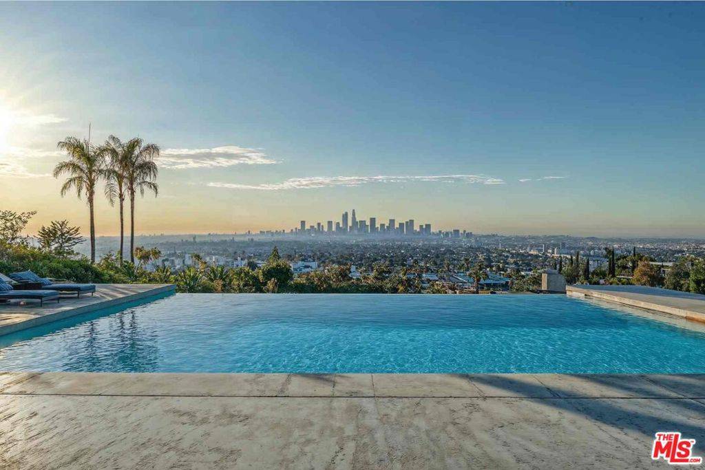 Los Angeles, CA 90046,7305 Pyramid PL