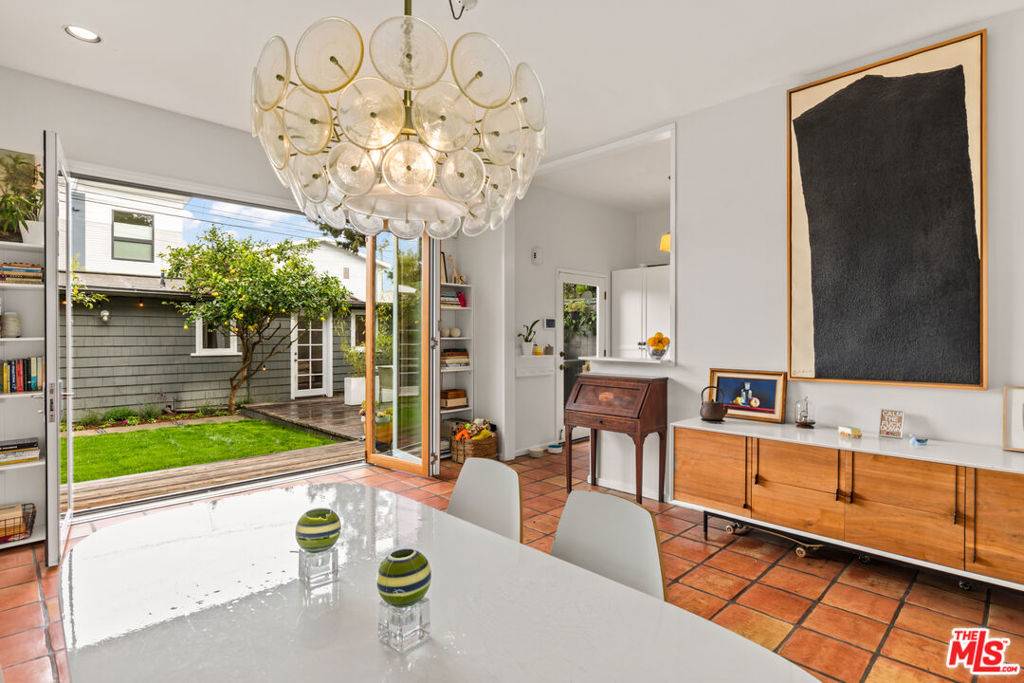 Venice, CA 90291,754 Marco PL