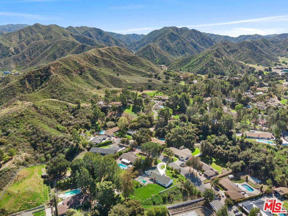 Canyon Country, CA 91387,15841 Silver Star LN