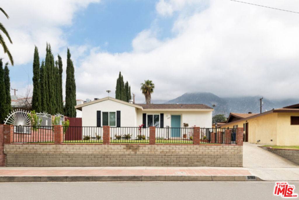 Pasadena, CA 91104,1789 1/2 ATCHISON ST