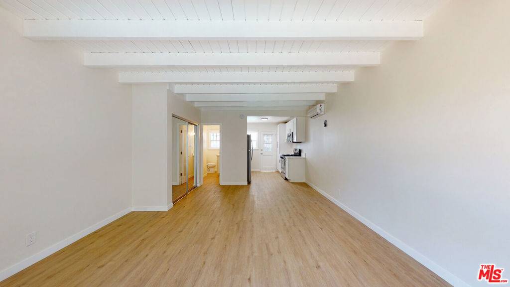 West Hollywood, CA 90069,8903 Harratt ST #8911