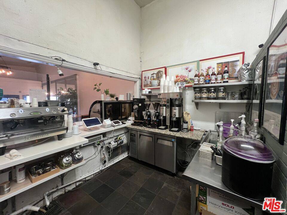West Hollywood, CA 90069,9107 W. Sunset Blvd.
