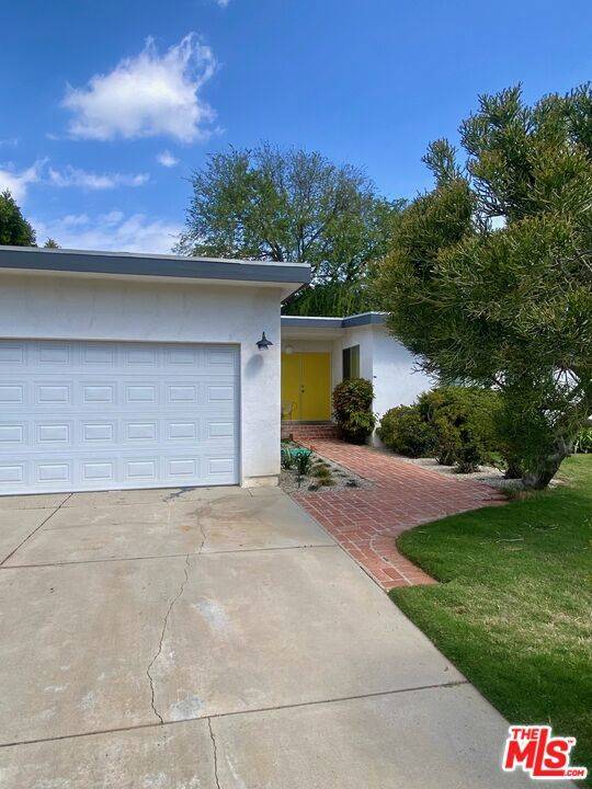 Encino, CA 91316,17119 Bullock ST