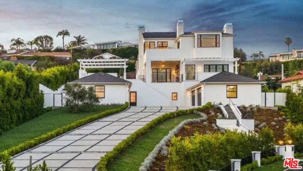Pacific Palisades, CA 90272,15975 Alcima AVE