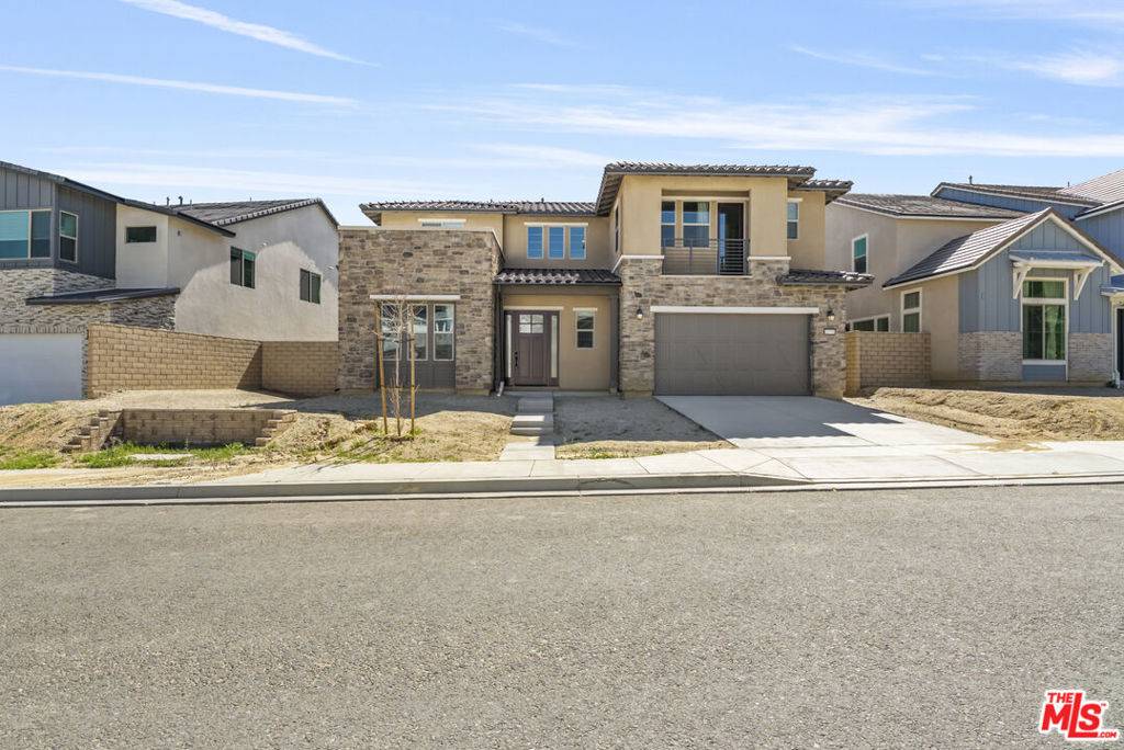 Chatsworth, CA 91311,11731 Canoga AVE