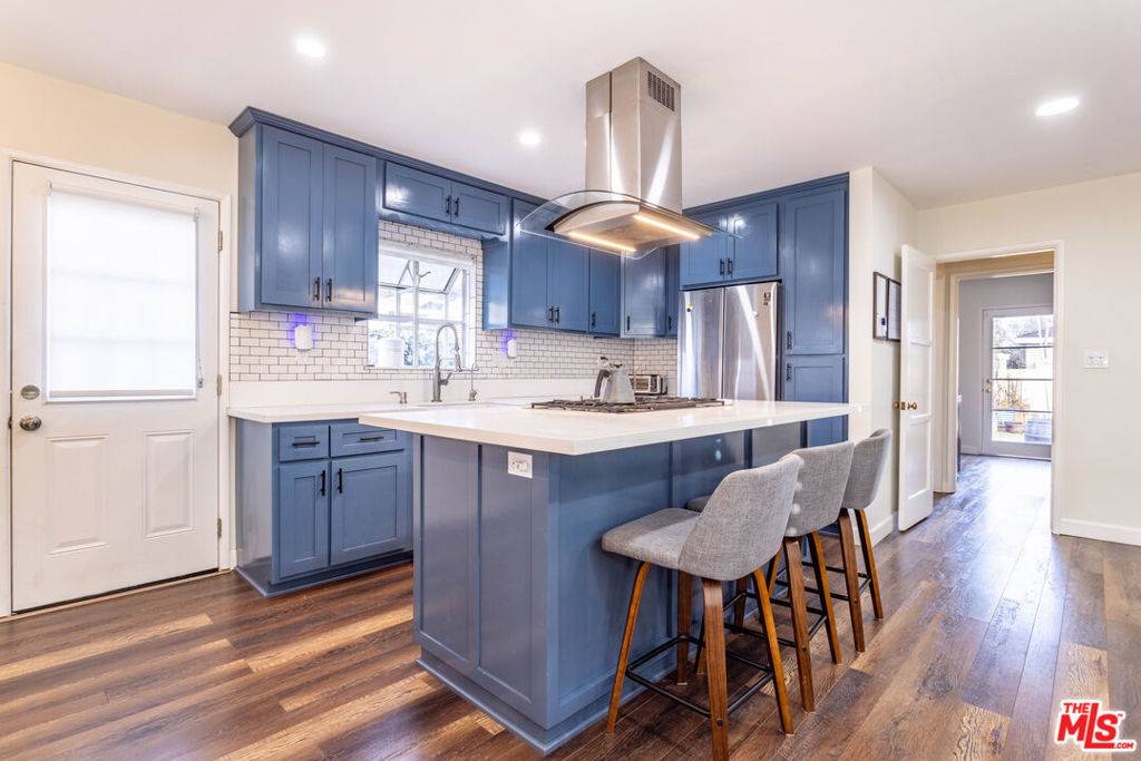 Santa Ana, CA 92707,1209 Carlton PL