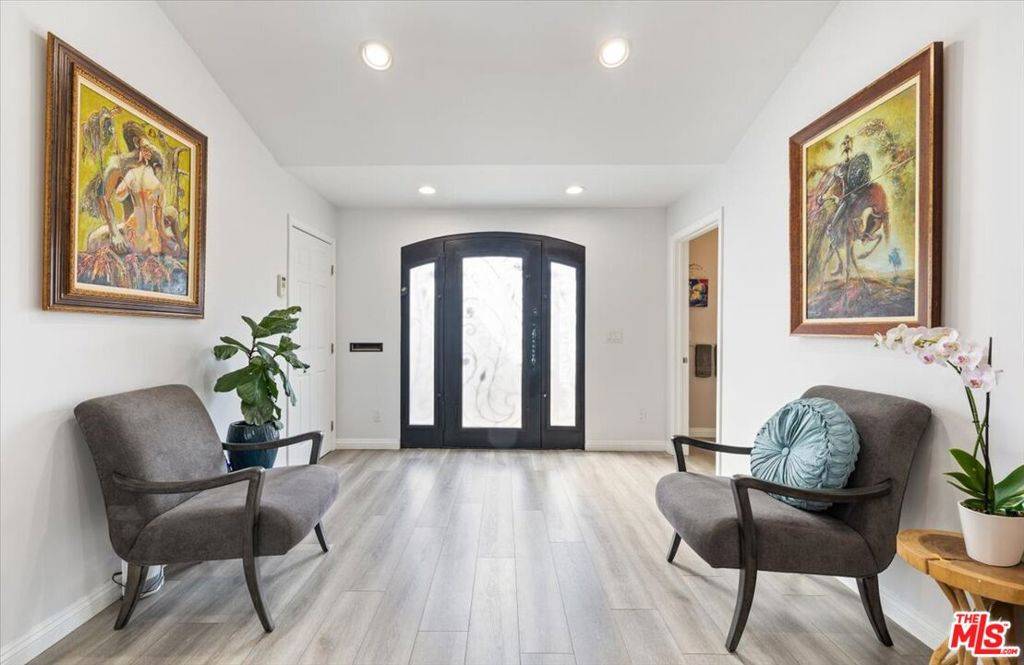 Encino, CA 91316,17425 Califa ST