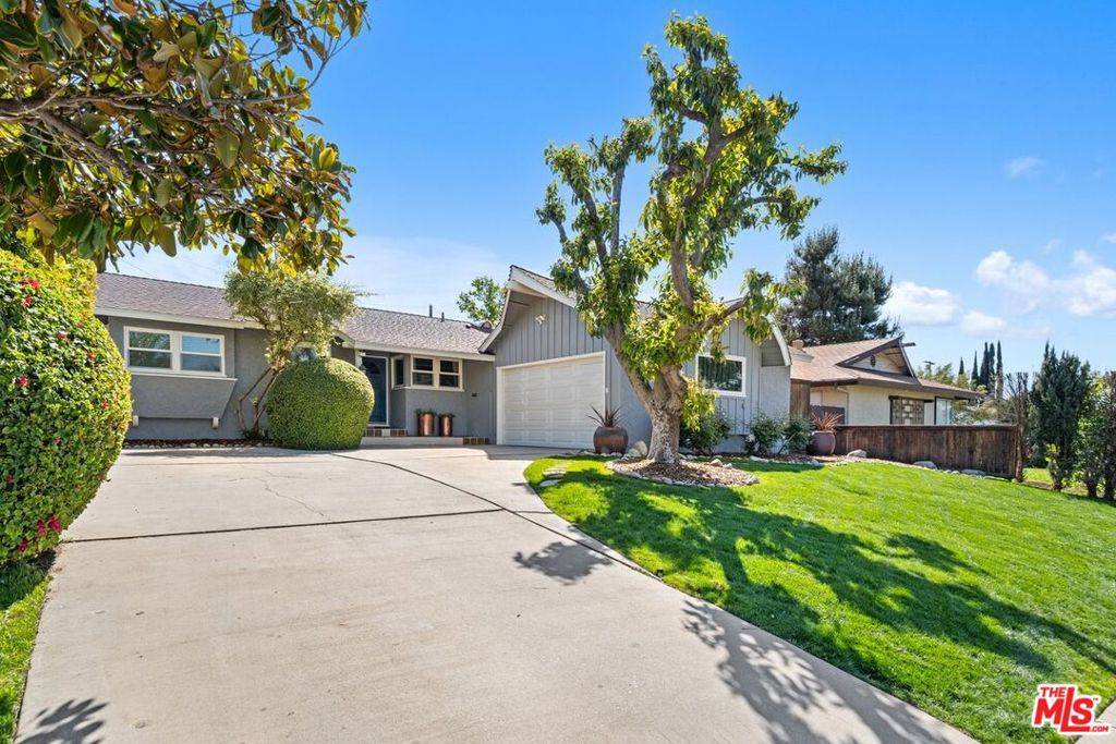 Northridge, CA 91324,9340 Yolanda AVE