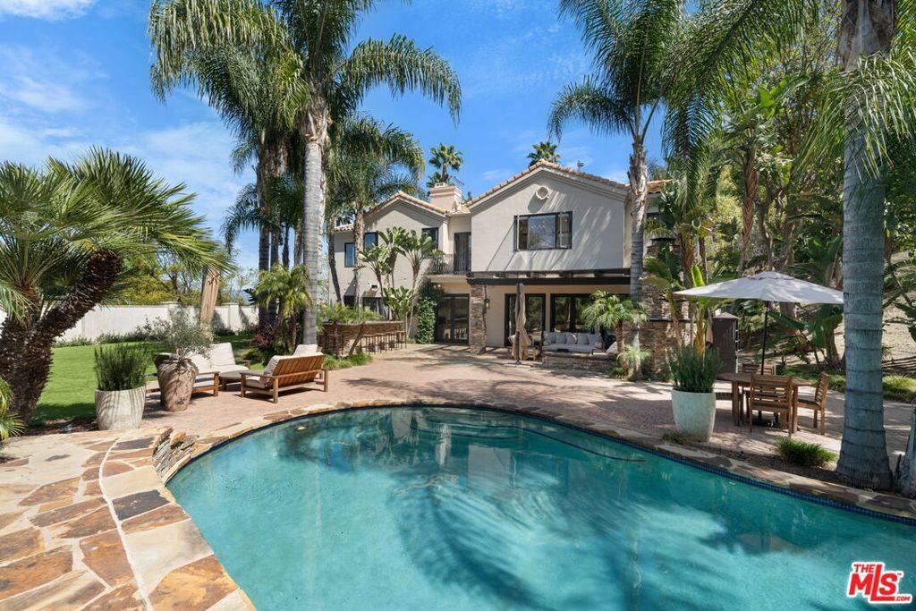 Woodland Hills, CA 91364,4730 Azucena RD