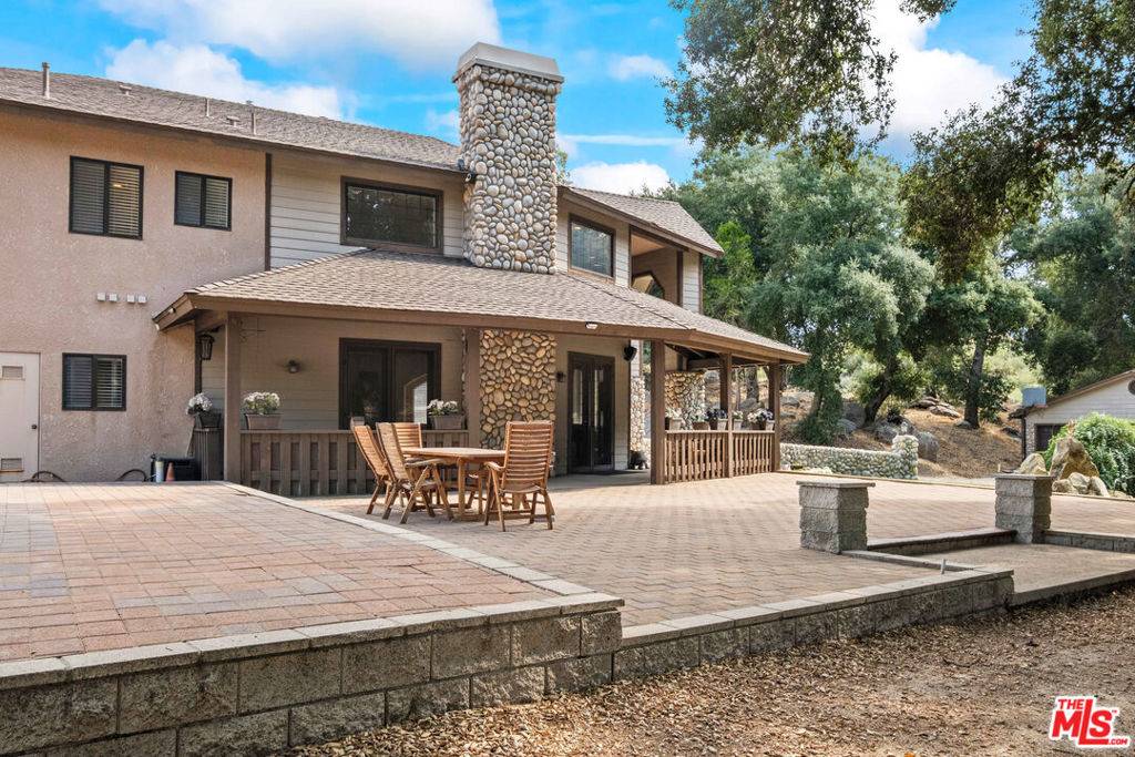 Banning, CA 92220,47985 Twin Pines RD